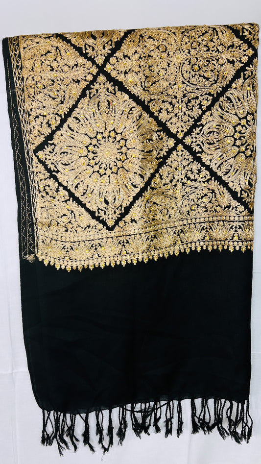 Wafiqa shawl